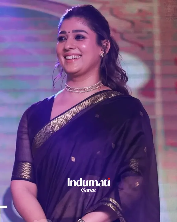 Purple_Color_Premium_Cotton_Silk_Saree_With_Classy_Blouse_and_tassels