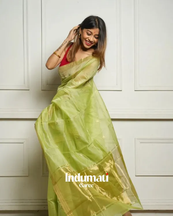 Light_Green_Color_Fresh_Arrival_Cotton_Silk_Saree_with_Classy_Bloue_Piece
