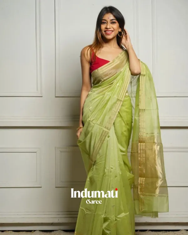 Light_Green_Color_Fresh_Arrival_Cotton_Silk_Saree_with_Classy_Bloue_Piece