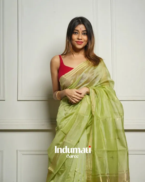 Light_Green_Color_Fresh_Arrival_Cotton_Silk_Saree_with_Classy_Bloue_Piece