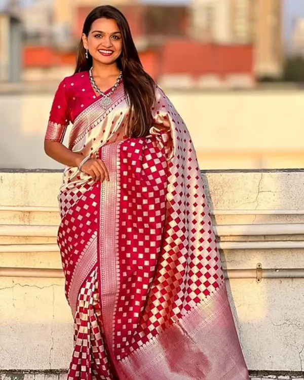 Pink_Color_Latest_Drop_Soft_Banarasi_Silk_Saree_with_Classy_Bloue_Piece