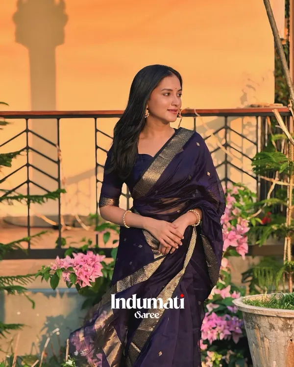 Navy_Blue_Color_Premium_Cotton_Silk_Saree_With_Classy_Blouse