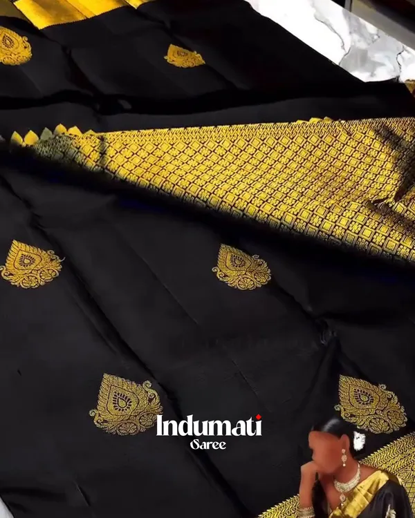 Impressive_Black_Color_Soft_Banarasi_Silk_Saree_With_Pure_Golden_Zari_Work_&_Classy_Blouse_Piece