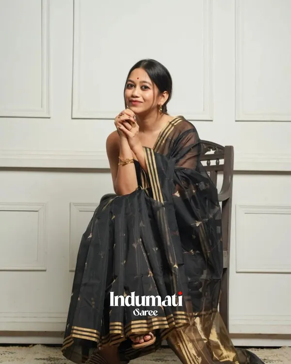 Black_Color_Most_Wanted_Cotton_Silk_Saree_with_Classy_Bloue_Piece