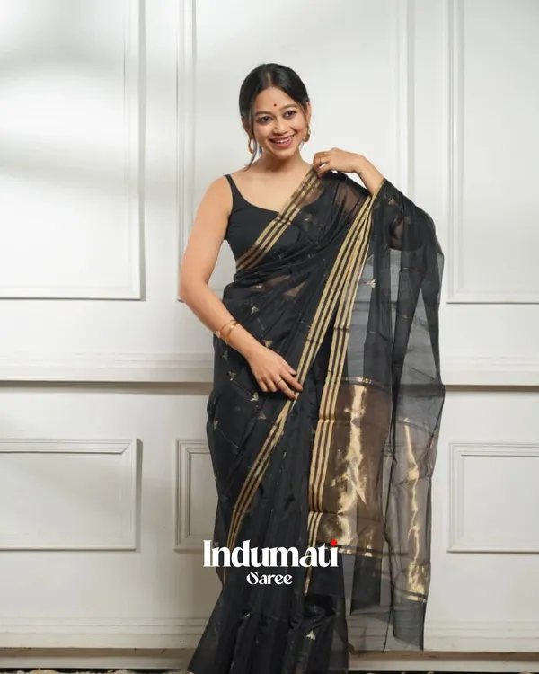 Black_Color_Most_Wanted_Cotton_Silk_Saree_with_Classy_Bloue_Piece