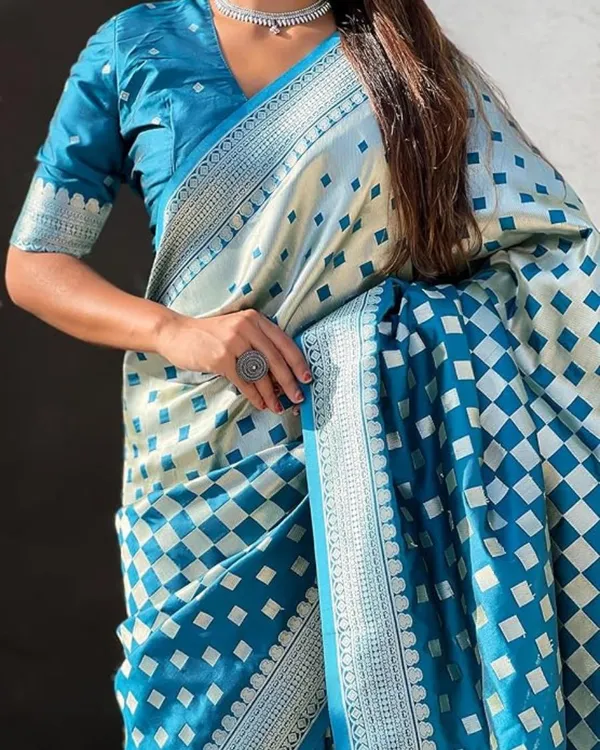 Navy_Blue_Color_Viral_Pick_Soft_Banarasi_Silk_Saree_with_Classy_Bloue_Piece