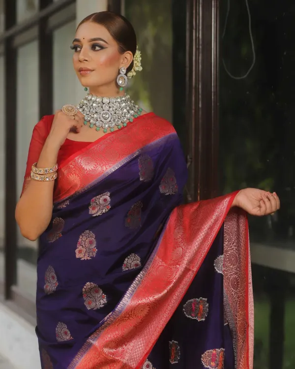 Purple_And_Red_Color_Customer_Favorite_Soft_Banarasi_Silk_Saree_with_Classy_Bloue_Piece