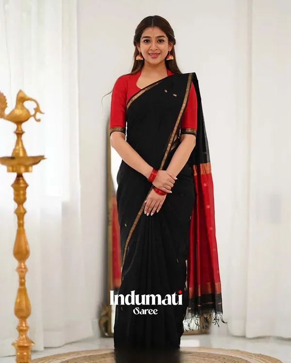 Black_Color_Premium_Cotton_Silk_Saree_With_Classy_Blouse_and_tassels