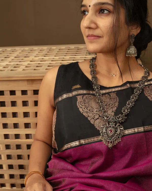 Purple_And_Black_Color_New_Drop_Soft_Banarasi_Silk_Saree_with_Classy_Bloue_Piece