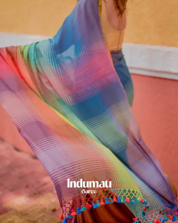 Prism_Trail_-_Multicolor_Striped_Rainbow_Saree_with_Blouse_Piece