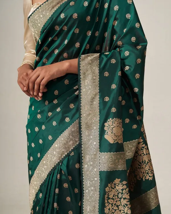 Green_Color_Recently_Added_Soft_Banarasi_Silk_Saree_with_Classy_Bloue_Piece