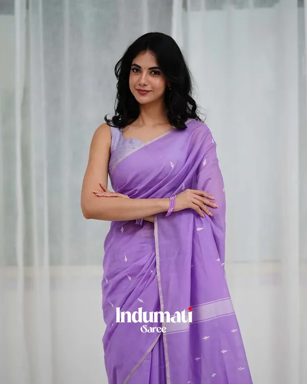 Lavender_Color_Cotton_Silk_Saree_with_Calssy_Blouse_and_tassels