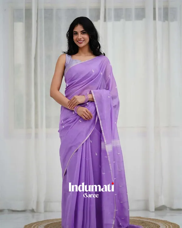 Lavender_Color_Cotton_Silk_Saree_with_Calssy_Blouse_and_tassels
