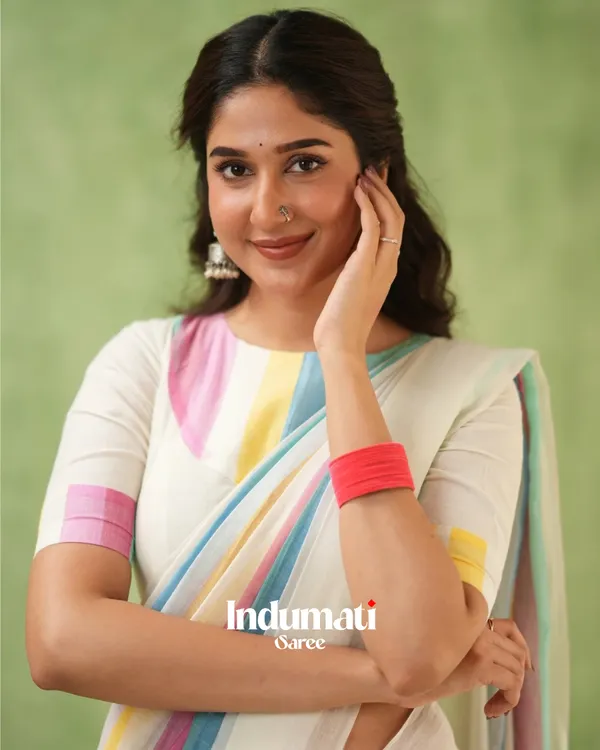 White_Mulmul_Cotton_Saree_with_Multicolor_Pastel_Striped_Pallu_&_Matching_White_Blouse_Piece