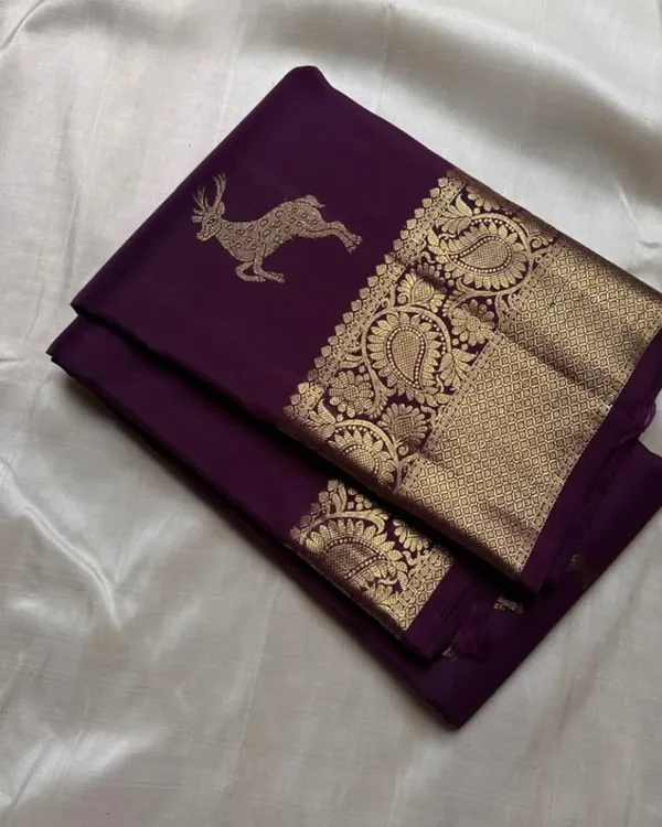 Purple_Color_Most_Wanted_Soft_Banarasi_Silk_Saree_with_Pure_Golden_Zari_Work_&_Classy_Bloue_Piece