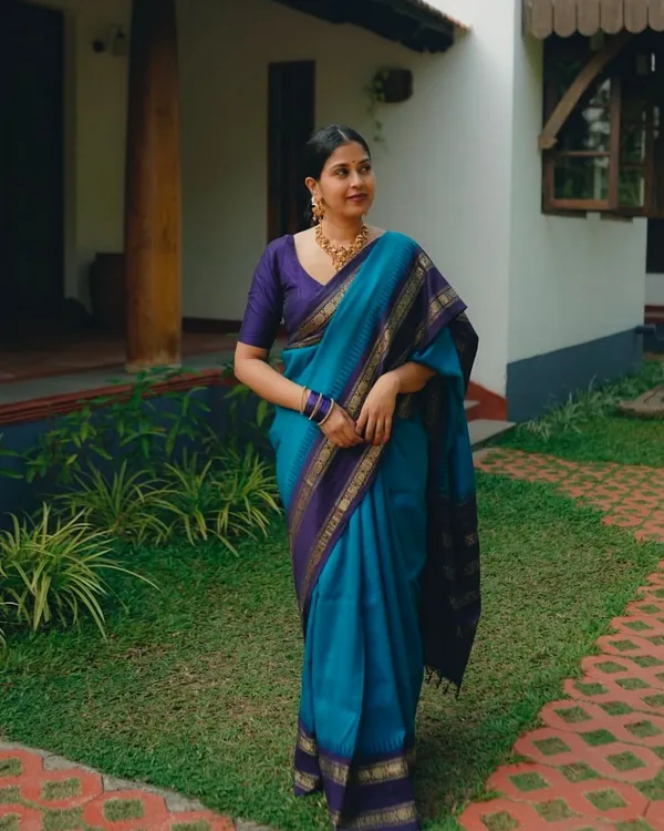Blue_Color_Pro_Collection_Soft_Banarasi_Silk_Saree_with_Classy_Bloue_Piece