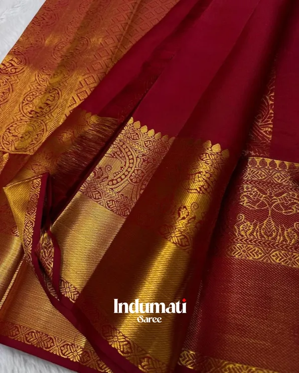 Maroon_Color_Top_Tier_Soft_Banarasi_Silk_Saree_with_Pure_Golden_Zari_work_&_Classy_Blouse_Piece