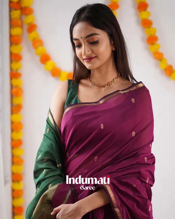Pink_Color_Premium_Cotton_Silk_Saree_With_Classy_Blouse_and_tassels