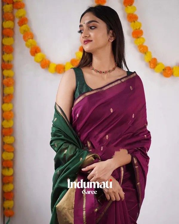 Pink_Color_Premium_Cotton_Silk_Saree_With_Classy_Blouse_and_tassels