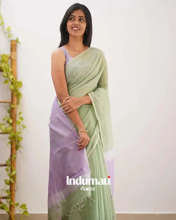 Green_Color_Cotton_Silk_Saree_with_Calssy_Blouse_and_tassels