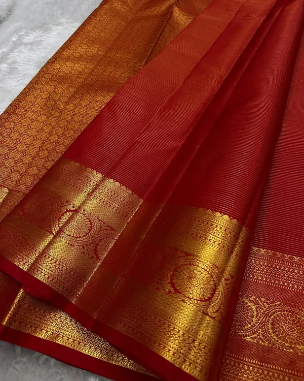 Red_Color_In_Demand_Soft_Banarasi_Silk_Saree_with_Pure_Golden_Zari_Work_&_Classy_Bloue_Piece
