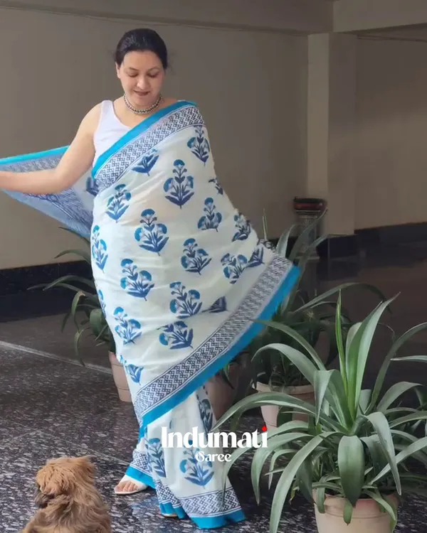 White_Blossom_-_Pure_Linen_Saree_with_Large_Blue_Flower_Art_&_Coordinated_Blouse