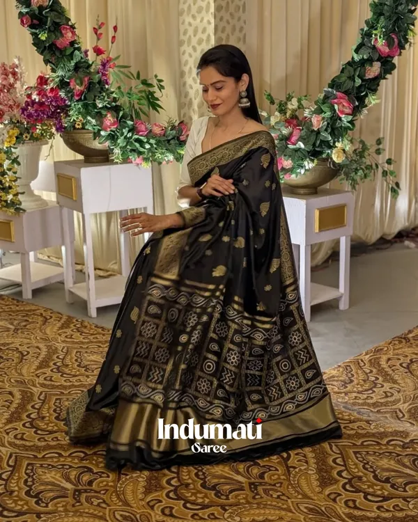 Black_Color_Going_Fast_Soft_Banarasi_Silk_Saree_with_Classy_Blouse_Piece