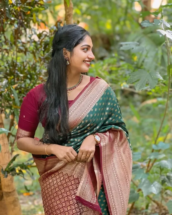 Green_Color_Latest_Add_Soft_Banarasi_Silk_Saree_with_Classy_Bloue_Piece