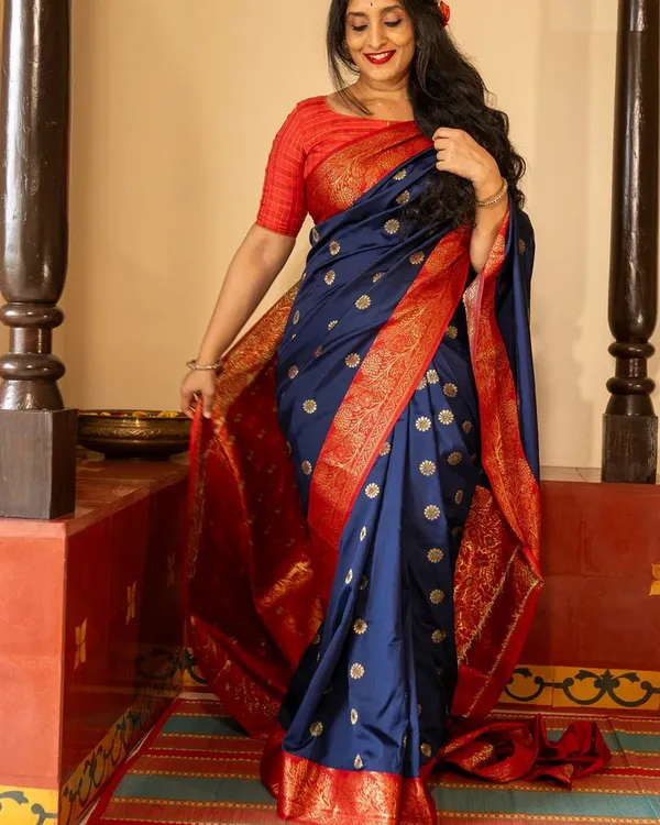 Navy_Blue_And_Red_Color_Now_Available_Soft_Banarasi_Silk_Saree_with_Classy_Bloue_Piece