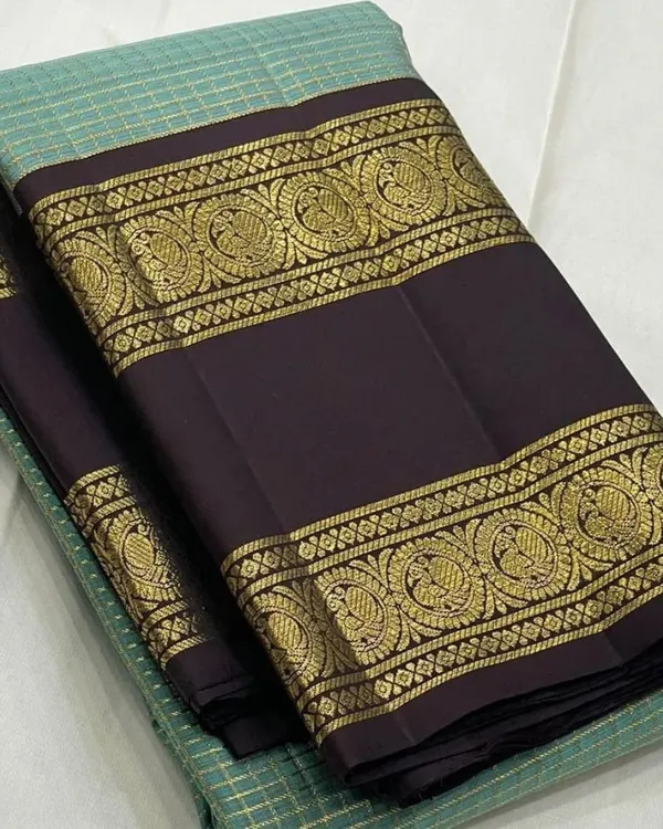 Pista_And_Purple_Color_Top_Tier_Soft_Banarasi_Silk_Saree_with_Pure_Golden_Zari_Work_&_Classy_Bloue_Piece