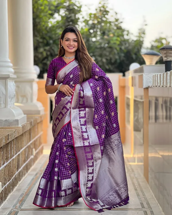 Purple_Color_Latest_Drop_Soft_Banarasi_Silk_Saree_with_Classy_Bloue_Piece