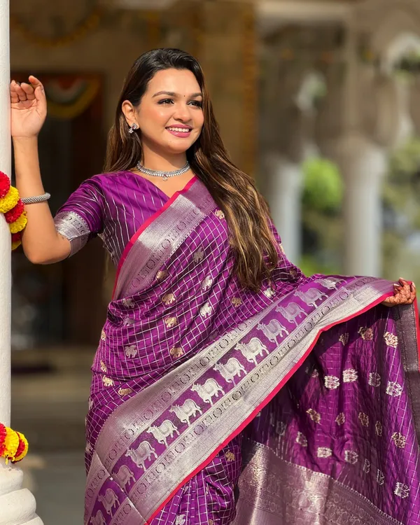 Purple_Color_Latest_Drop_Soft_Banarasi_Silk_Saree_with_Classy_Bloue_Piece