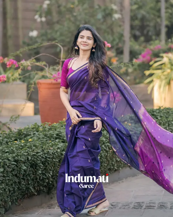 Purple_Premium_Cotton_Silk_Saree_With_Classy_Blouse_and_tassels