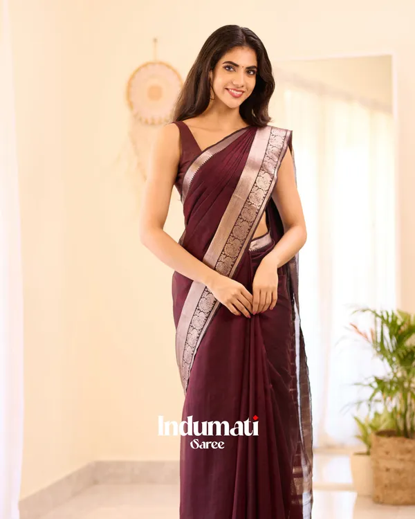 Wine_Color_Premium_Cotton_Silk_Saree_With_Classy_Blouse_and_tassels