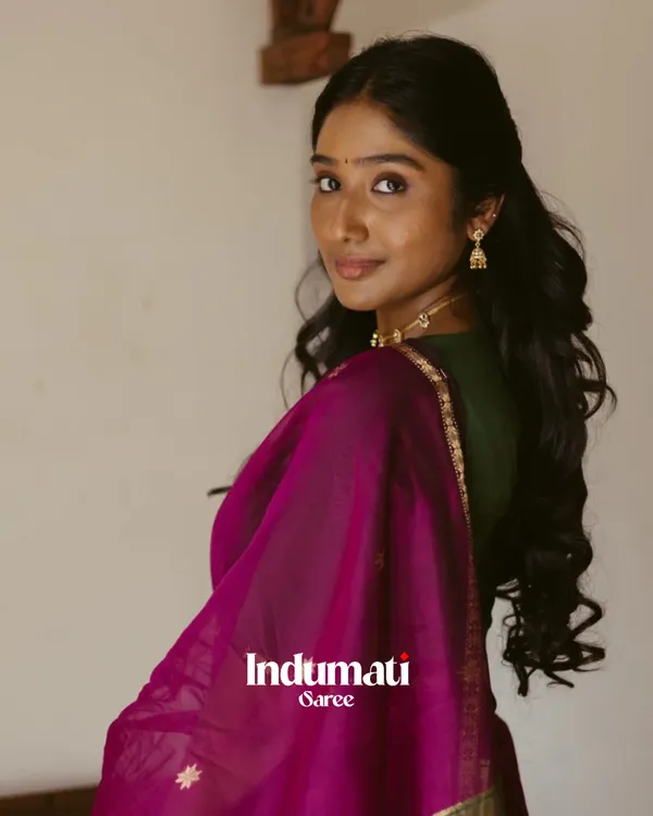 Purple_And_Green_Premium_Cotton_Silk_Saree_With_Classy_Blouse_and_tassels