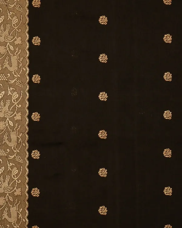 Black_Color_New_Release_Soft_Banarasi_Silk_Saree_with_Classy_Bloue_Piece