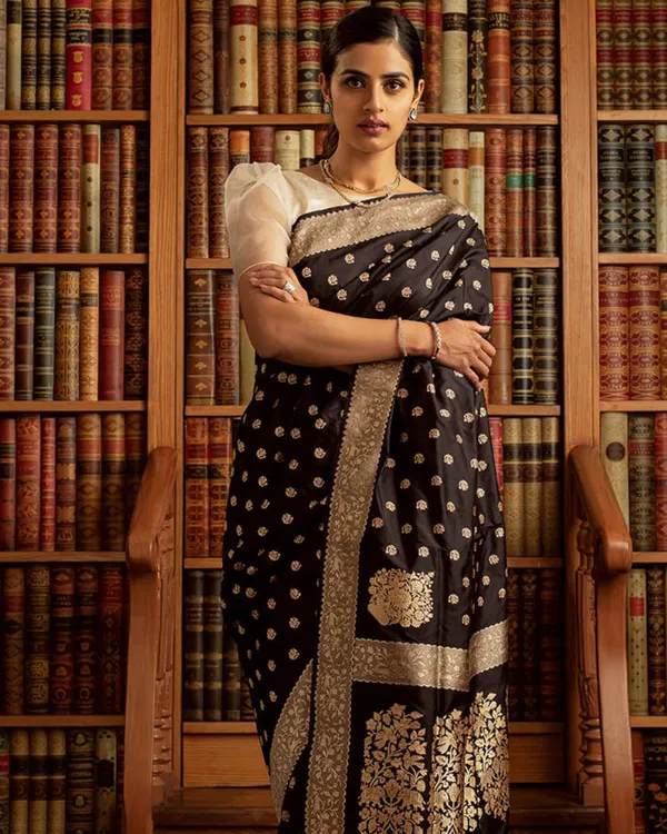 Black_Color_New_Release_Soft_Banarasi_Silk_Saree_with_Classy_Bloue_Piece