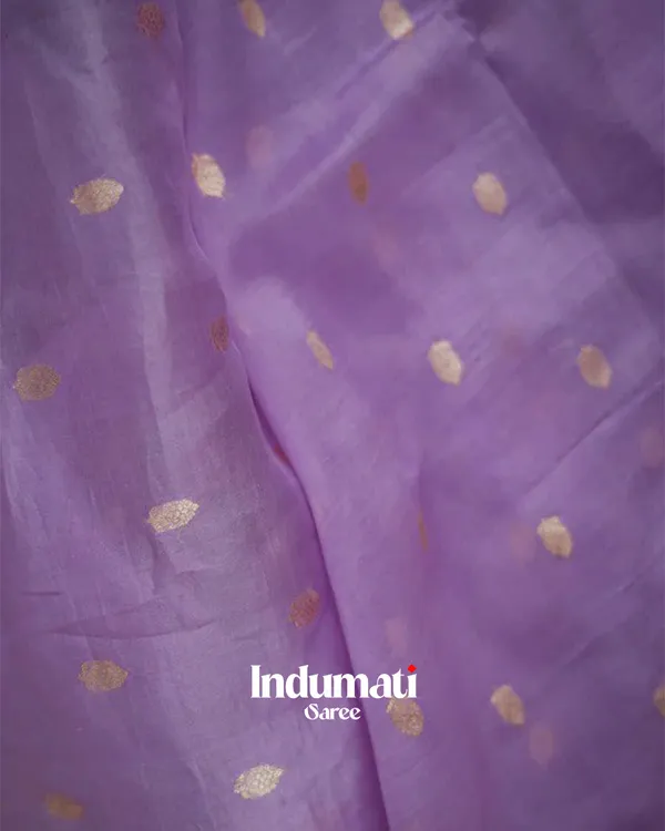 Purple_Color_Premium_Cotton_Silk_Saree_With_Classy_Blouse_and_tassels