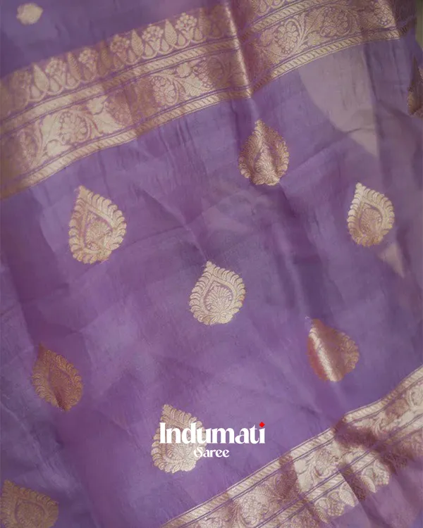 Purple_Color_Premium_Cotton_Silk_Saree_With_Classy_Blouse_and_tassels
