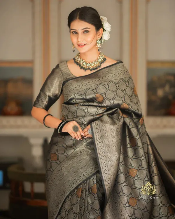 Grey_Color_Latest_Drop_Soft_Banarasi_Silk_Saree_with_Classy_Bloue_Piece