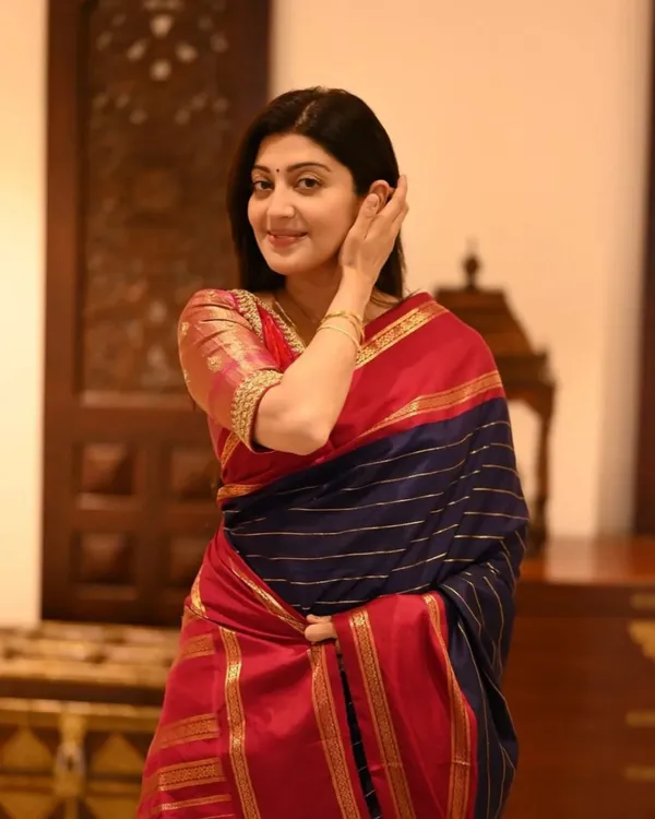 Purple_Color_New_Release_Soft_Banarasi_Silk_Saree_with_Classy_Bloue_Piece