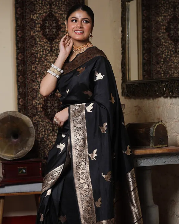Black_Color_Just_Released_Soft_Banarasi_Silk_Saree_with_Classy_Bloue_Piece