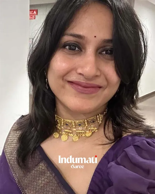 Purple_Color_Premium_Cotton_Silk_Saree_With_Classy_Blouse_and_tassels