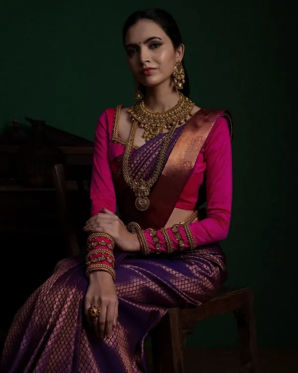 Purple_Color_New_Drop_Soft_Banarasi_Silk_Saree_with_Classy_Bloue_Piece