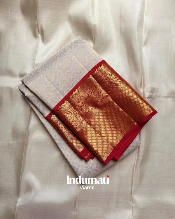 Cream_Color_Going_Fast_Soft_Banarasi_Silk_Saree_with_Pure_Golden_Zari_work_&_Classy_Blouse_Piece