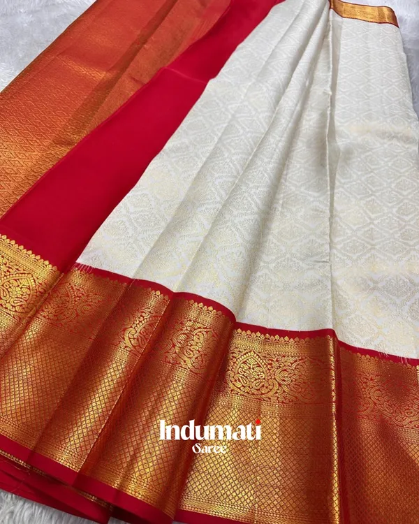 Cream_Color_Going_Fast_Soft_Banarasi_Silk_Saree_with_Pure_Golden_Zari_work_&_Classy_Blouse_Piece