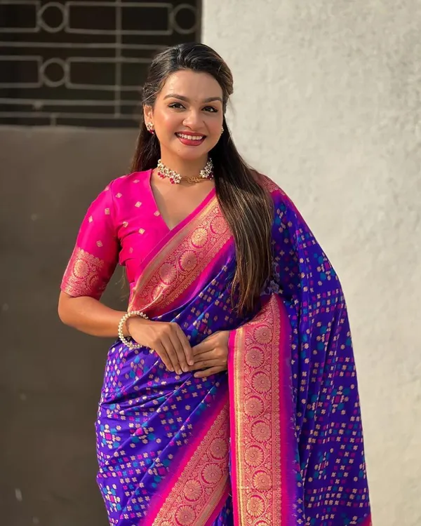 Purple_And_Pink_Color_Luxury_Edition_Soft_Banarasi_Silk_Saree_with_Classy_Bloue_Piece