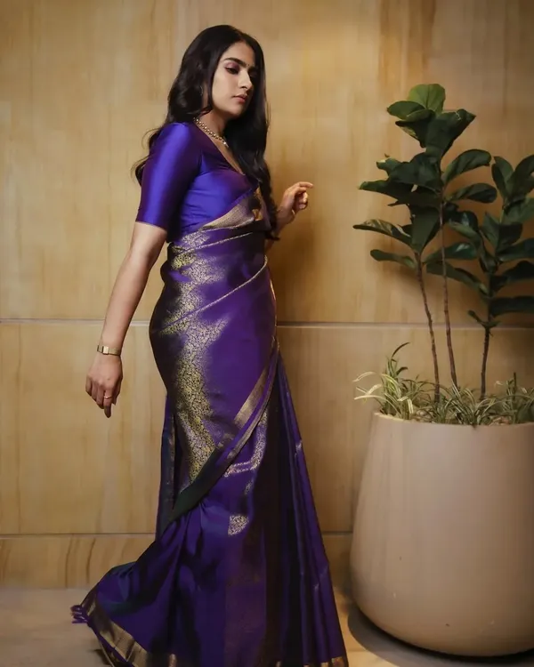 Purple_Color_Recently_Launched_Soft_Banarasi_Silk_Saree_with_Classy_Bloue_Piece