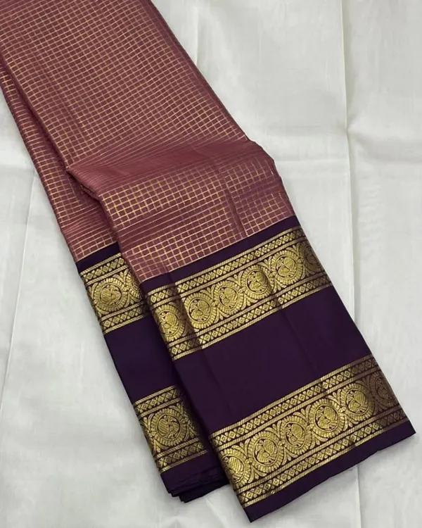 Light_Pink_And_Purple_Color_Exclusive_Soft_Banarasi_Silk_Saree_with_Pure_Golden_Zari_Work_&_Classy_Bloue_Piece