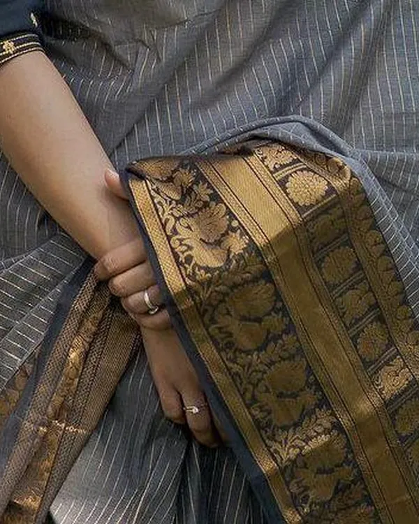 Grey_And_Black_Color_Pro_Collection_Soft_Banarasi_Silk_Saree_with_Classy_Bloue_Piece